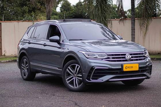 VOLKSWAGEN TIGUAN 2.0 300 TSI GASOLINA ALLSPACE R-LINE AUTOMÁTICO VOLKSWAGEN TIGUAN 2.0 300 TSI GASOLINA ALLSPACE R-LINE AUTOMÁTICO